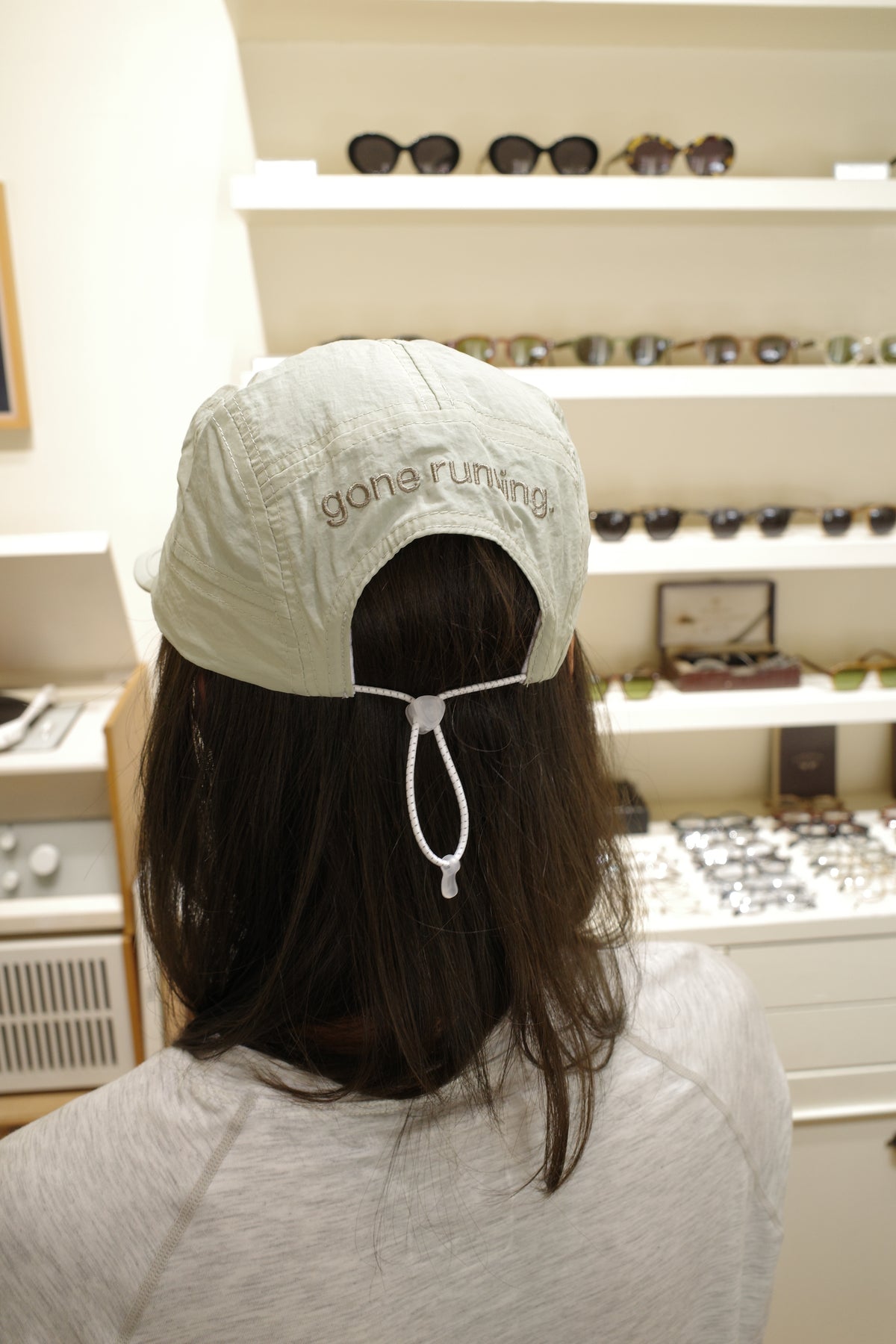 technical adjustable race cap, gone running, slightly minted.